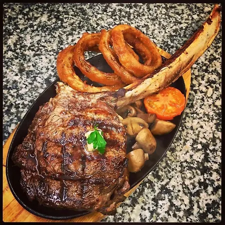 The Orange Tree ホテル