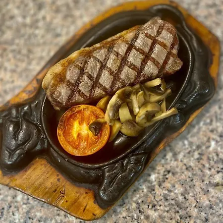 Hotel The Orange Tree